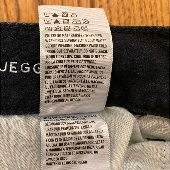 American Eagle Dark Wash Denim Super Low Stretch Skinny Jegging Jeans - Picture 12 of 16